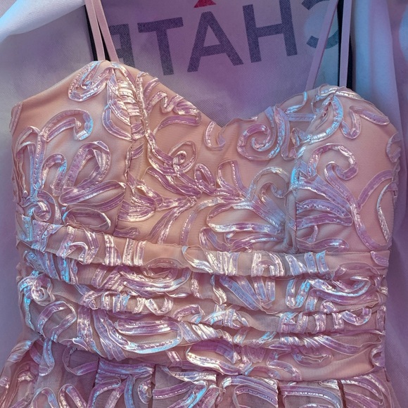 Le Chateau Pink Formal Dress - Picture 2 of 5